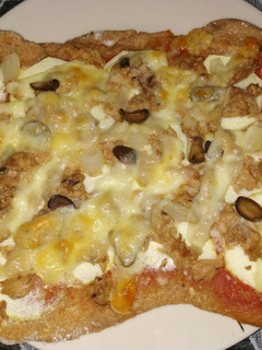 Una foto de Pizza de calabacín y atún