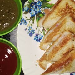 A picture of Mayonnaise grilled sandwich.
