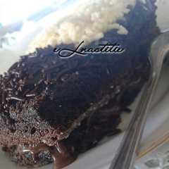 A picture of Brownies coklat lumer rice cooker.