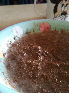 Una foto de Porridge de avena y chocolate