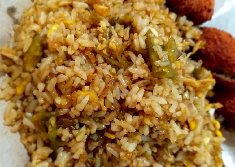 Easiest Way to Prepare Appetizing Nasi goreng sambal ijo padang