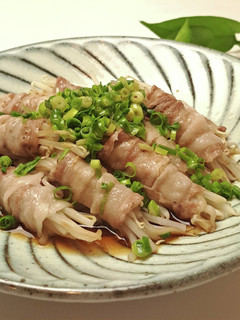 A picture of Bean Sprout and Pork Shabu Shabu Rolls: Easy Microwave Recipe.