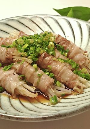 A picture of Bean Sprout and Pork Shabu Shabu Rolls: Easy Microwave Recipe.