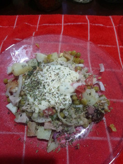 Una foto de Salpicón de pollo y verduras