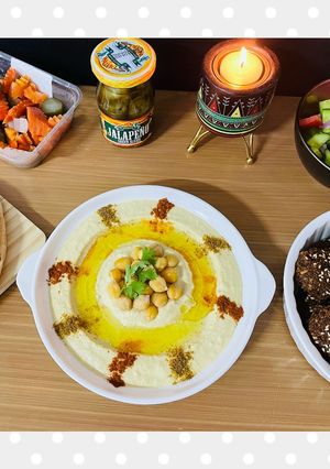 A picture of Classic Hummus.