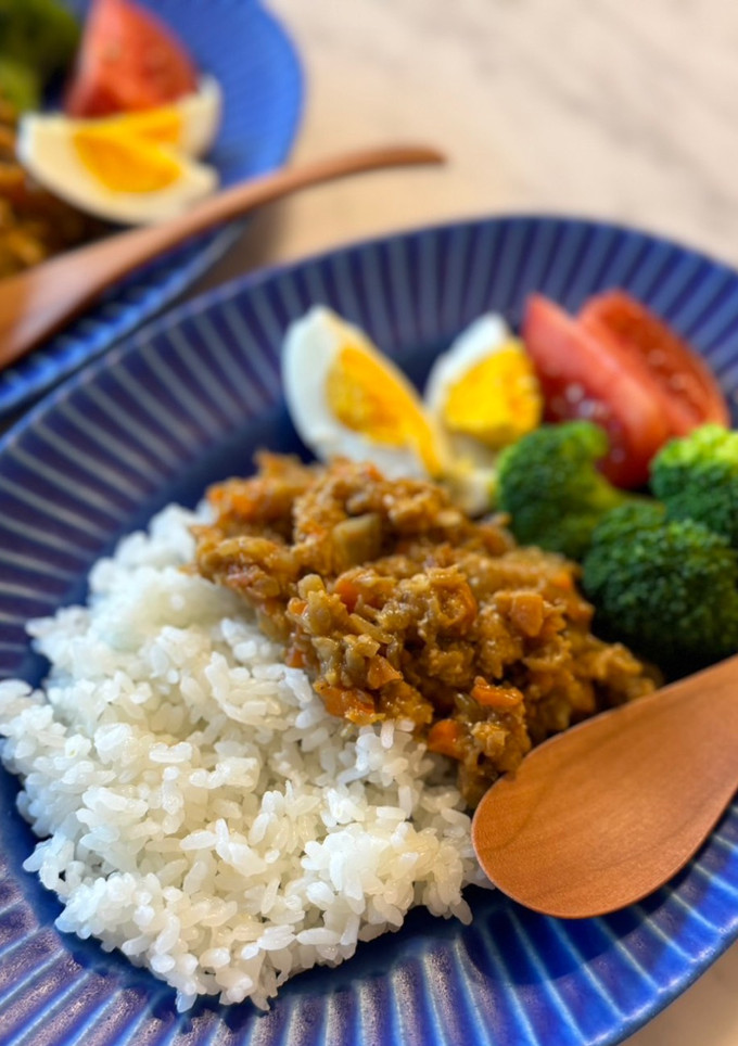 A picture of Quick and Easy! Veggie-Packed Dry Curry.