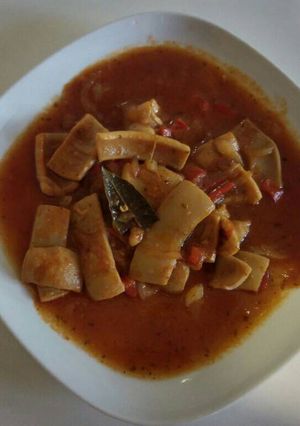 Una foto de Potas en salsa, estilo canario