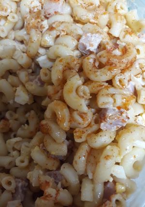 A picture of Aryca's Macaroni and Ham Salad.