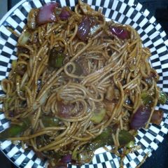 A picture of Noodles.