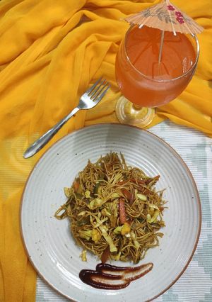 A picture of Hakka noodles.