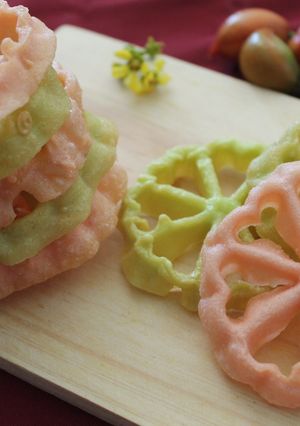 Foto resep Kembang Goyang Warna Warni (dengan santan)