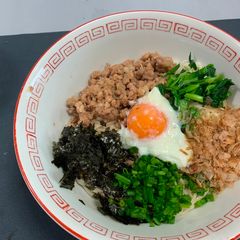 A picture of Taiwan Style Mixed Noodle.
