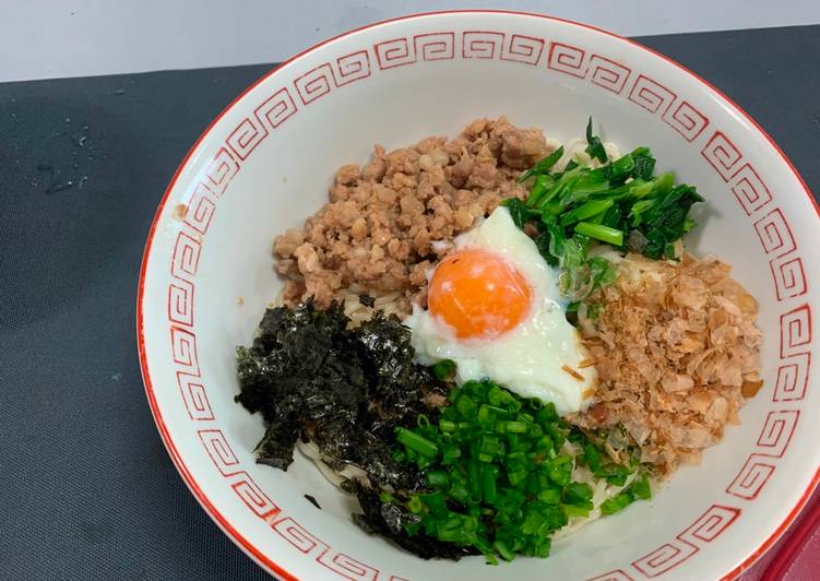 Simple Way to Prepare Favorite Taiwan Style Mixed Noodle