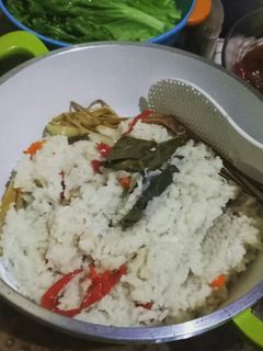 Foto resep Nasi liwet Rice Cooker
