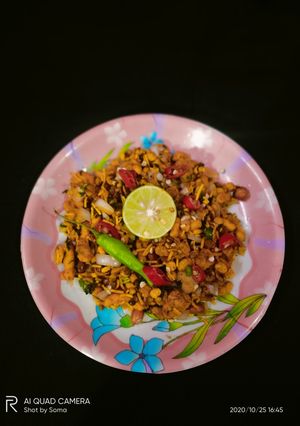 চানাচুর চাট(chanachur chat recipe in bangla) রেসিপির প্রধান ছবি