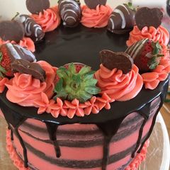 A picture of Strawberry chocolate cake.