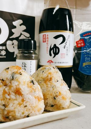 A picture of Tempura Bits Rice Balls (Horinishi) – Devil’s Onigiri.