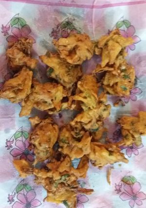 A picture of Crispy Pakoras #cookpadramdan.