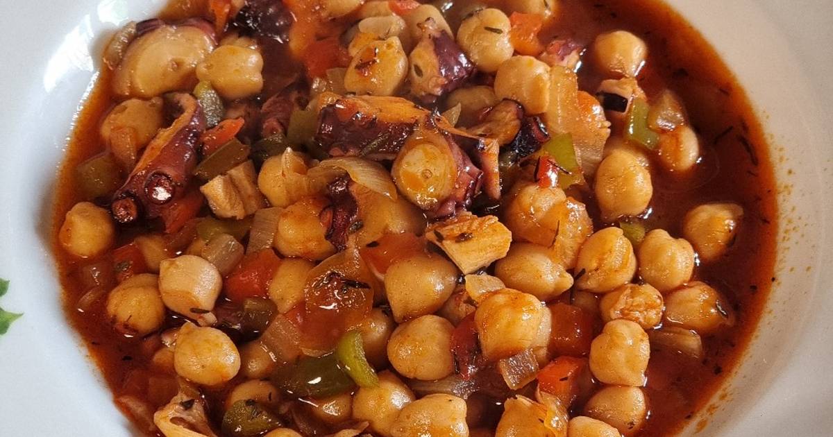 Garbanzos guisados con pulpo Receta de Selena Grimes Rodriguez Cookpad