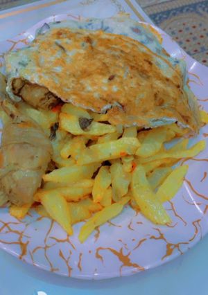 A picture of Chips and egg.