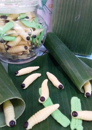 Foto resep Kue kering ulat *enthung teflon* no oven dan tips