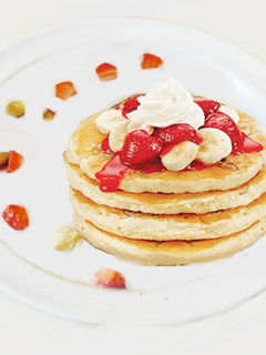 A picture of Fruity Nutty Pancakes.