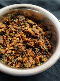 बेसन वाली मेथी (Besan Wali Methi Recipe in Hindi) रेसिपी मुख्य फोटो