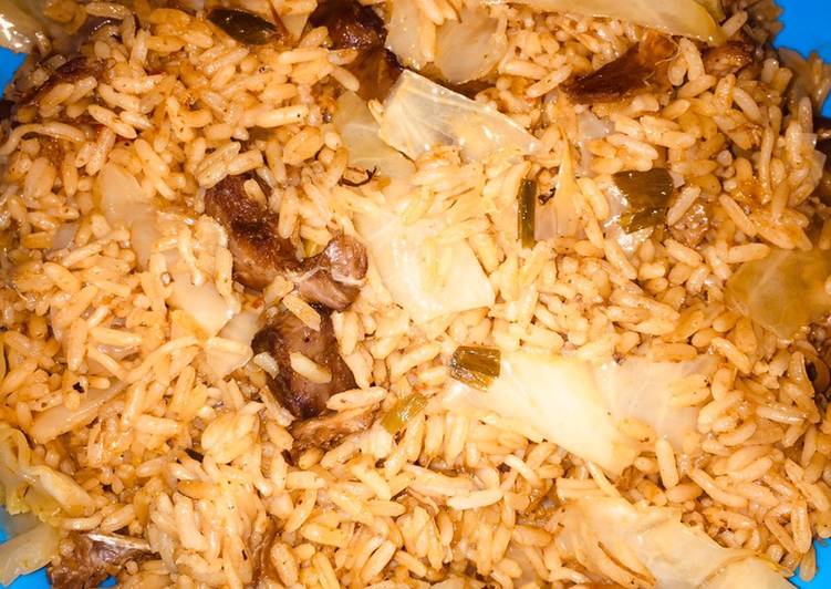 Steps to Prepare Any-night-of-the-week Jollof rice with cabbage