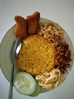 Foto resep Nasi Kuning Rice Cooker