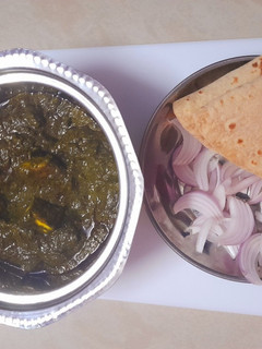 ढाबा स्टाइल पालक पनीर (dhaba style palak paneer recipe in Hindi) रेसिपी मुख्य फोटो