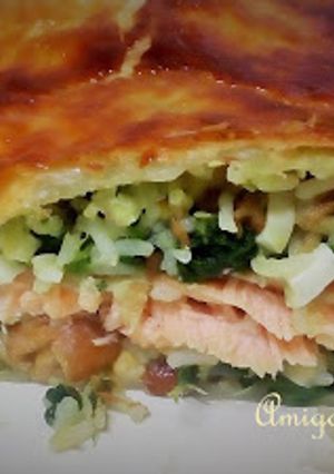 Foto de Koulibiac -Lombo de Salmão em massa folhada