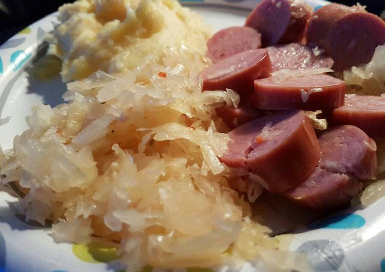 Step-by-Step Guide to Make Award-winning Sauerkraut and Smoked Sausage