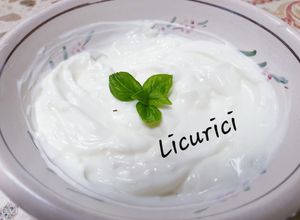 O poză a rețetei Sos de usturoi cu iaurt!.