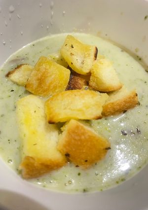 Foto resep Mushroom Brocoli Potato Cream Soup (mirip Pizza Hut)