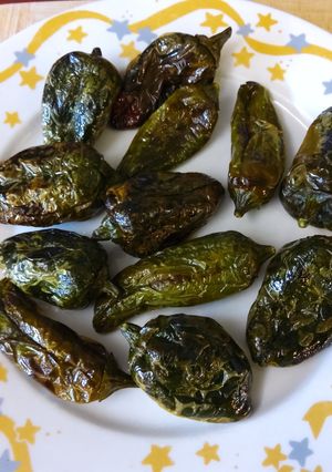 A picture of Lee's Air Fryer Roasted Pablano and Jalepeno Peppers.