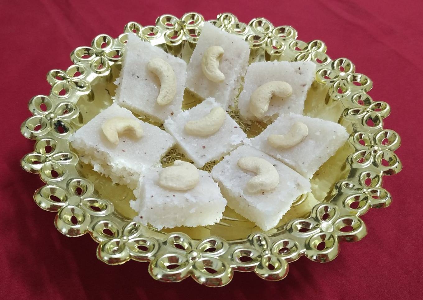 Coconut burfi