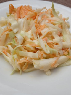 Una foto de Ensalada de Col/Repollo tipo KFC