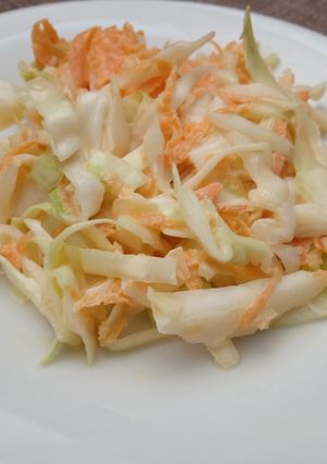 Una foto de Ensalada de Col/Repollo tipo KFC