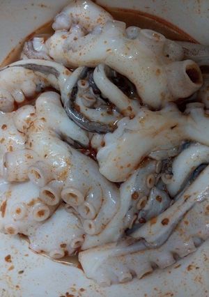 Hình của món Bạch tuộc nướng sa tế.