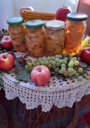 O poză a rețetei Compot de gutui.