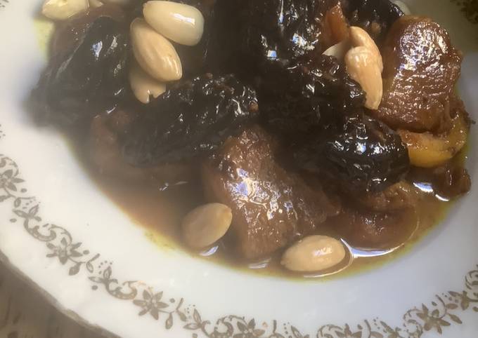 🥣Tajine 🥩au pruneaux 🍯cuisiné Algérienne #ramadan de Djamicoo - Cookpad