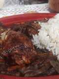 Mixotes de pollo en hoja de plátano