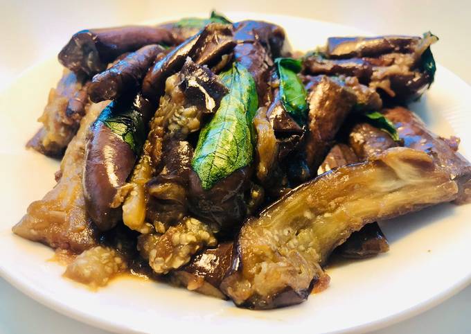 Recipe of Favorite Basil Eggplant Stew 九层塔烧茄子