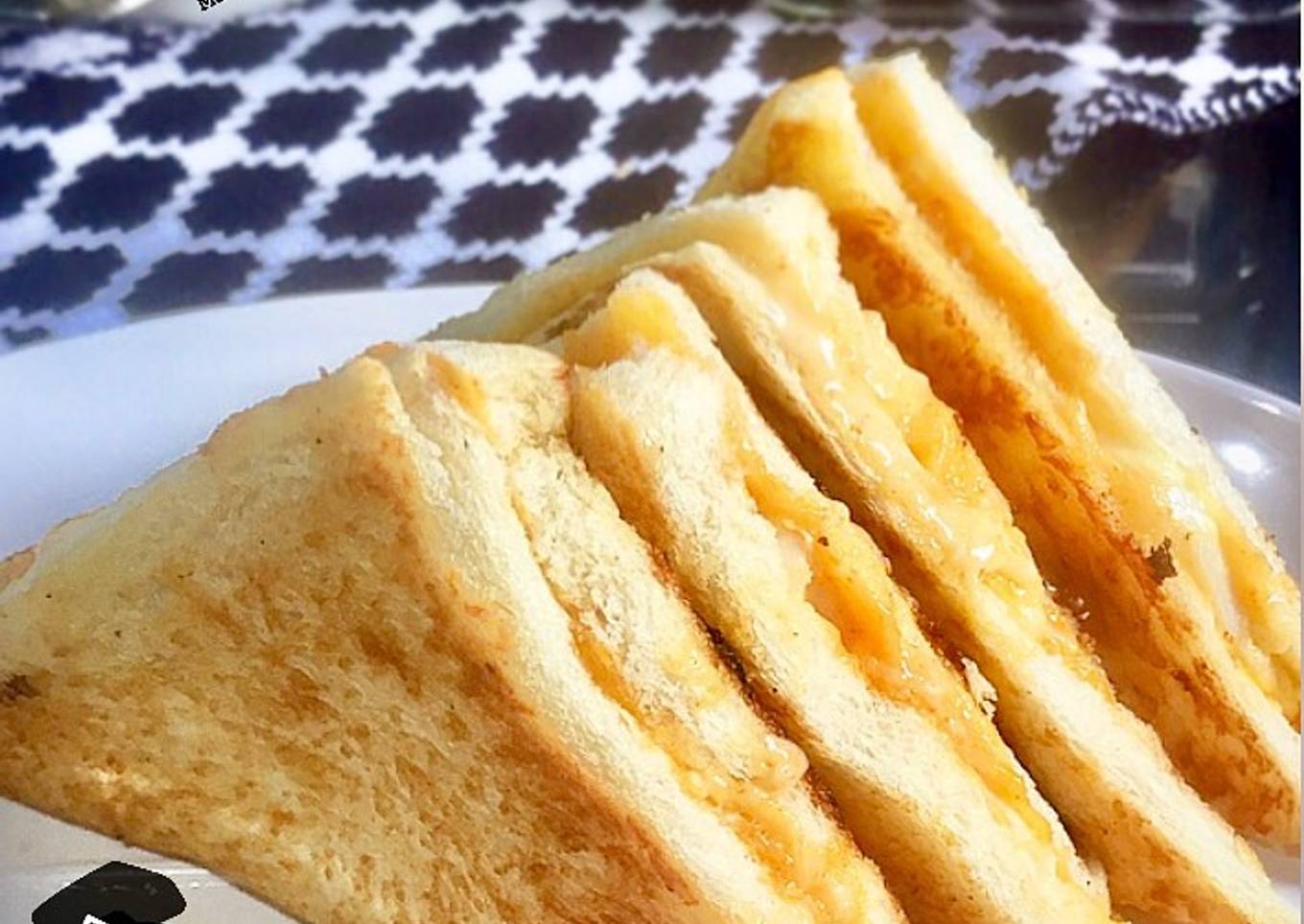 166. Egg Melt Sandwich
