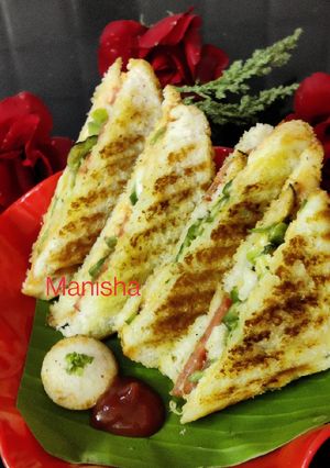 A picture of Idli Sandwich.