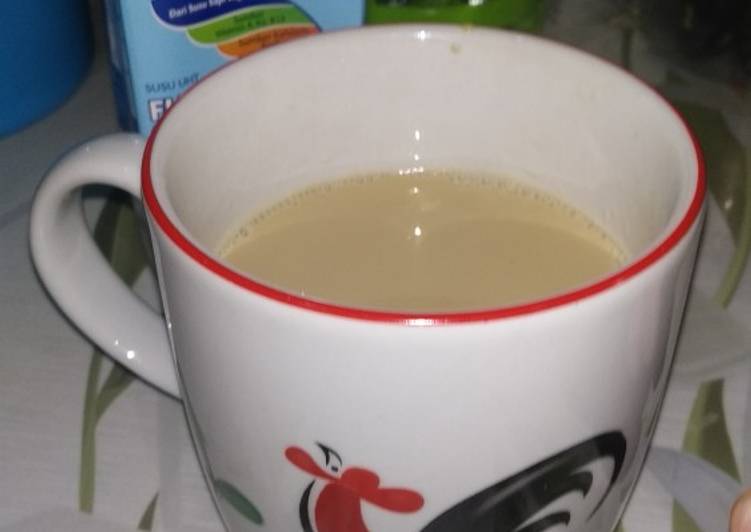 Bagaimana Membuat Es Kopi Susu super creamy ☕, Menggugah Selera