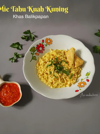 Langkah Mudah untuk Menyiapkan Resep 308.Mie Tahu Kuah Kuning Khas Balikpapan yang Bikin Ngiler Anti Ribet, Mantap