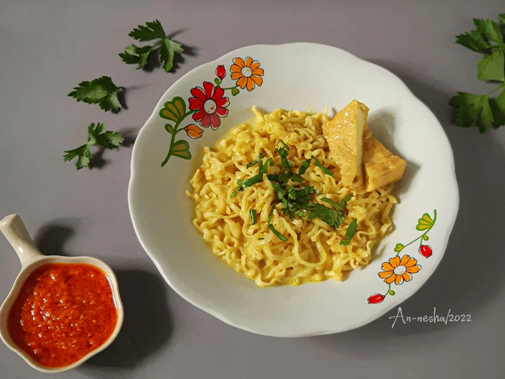 Langkah Mudah untuk Menyiapkan Resep 308.Mie Tahu Kuah Kuning Khas Balikpapan yang Bikin Ngiler Anti Ribet, Mantap