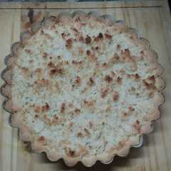 A picture of Tarta de coco y dulce de leche.