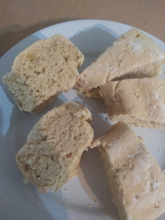 Una foto de Torta rápida de limón sin gluten